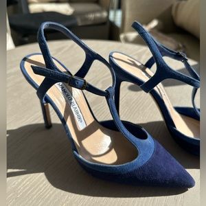 Funky, one of a kind Manolo Blahnik pumps!